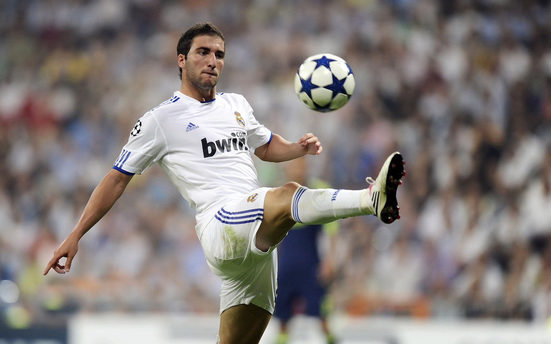 持续进步中的中立B女队,值得期待