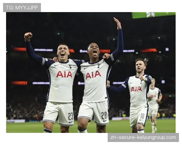 前热刺铁卫全面开花：职业生涯转型为文艺全能者，前热刺球员